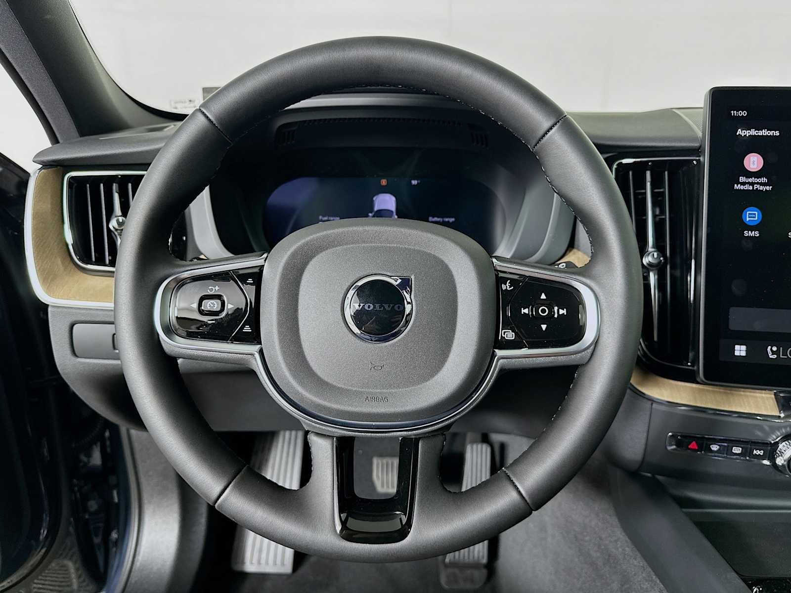 New 2026 Volvo XC60 T8 Plus w/ Protection Package AWD/4WD image 11