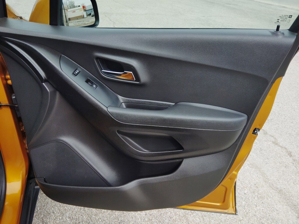 Used 2017 Chevrolet Trax LT image 28