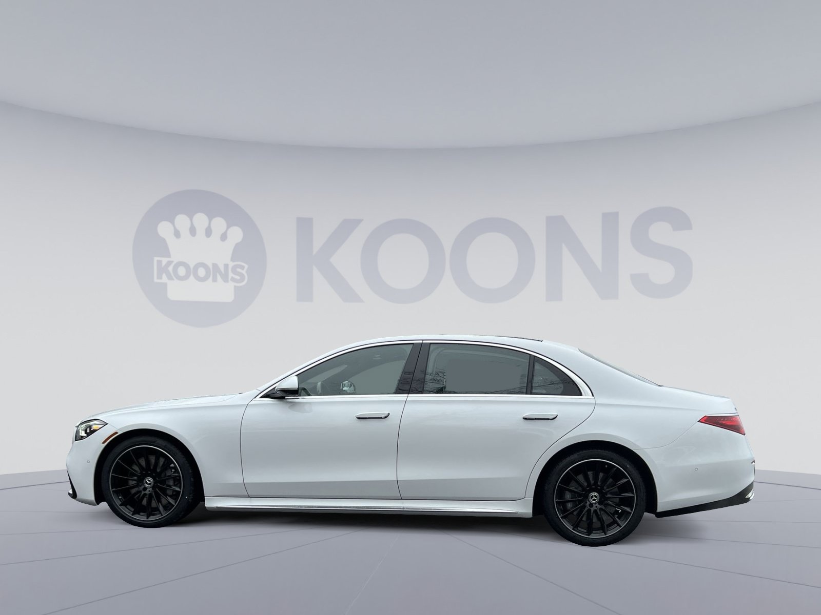 New 2026 Mercedes-Benz S 580 4MATIC Sedan image 2