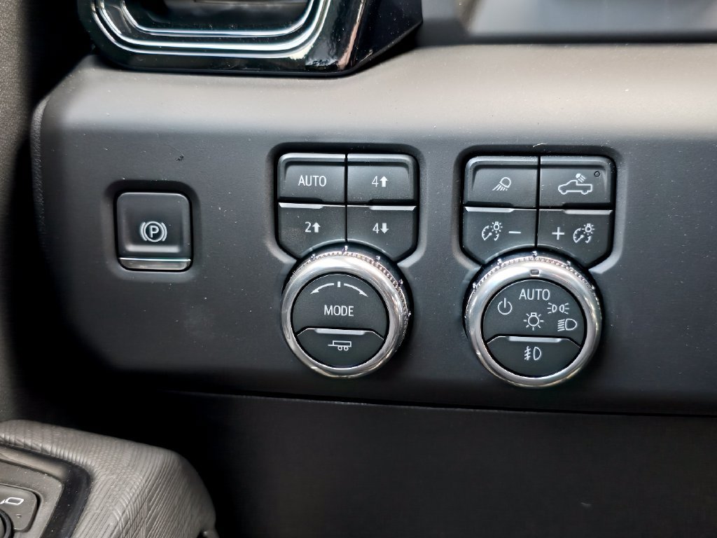 New 2026 GMC Sierra 2500 AT4X AWD/4WD image 18