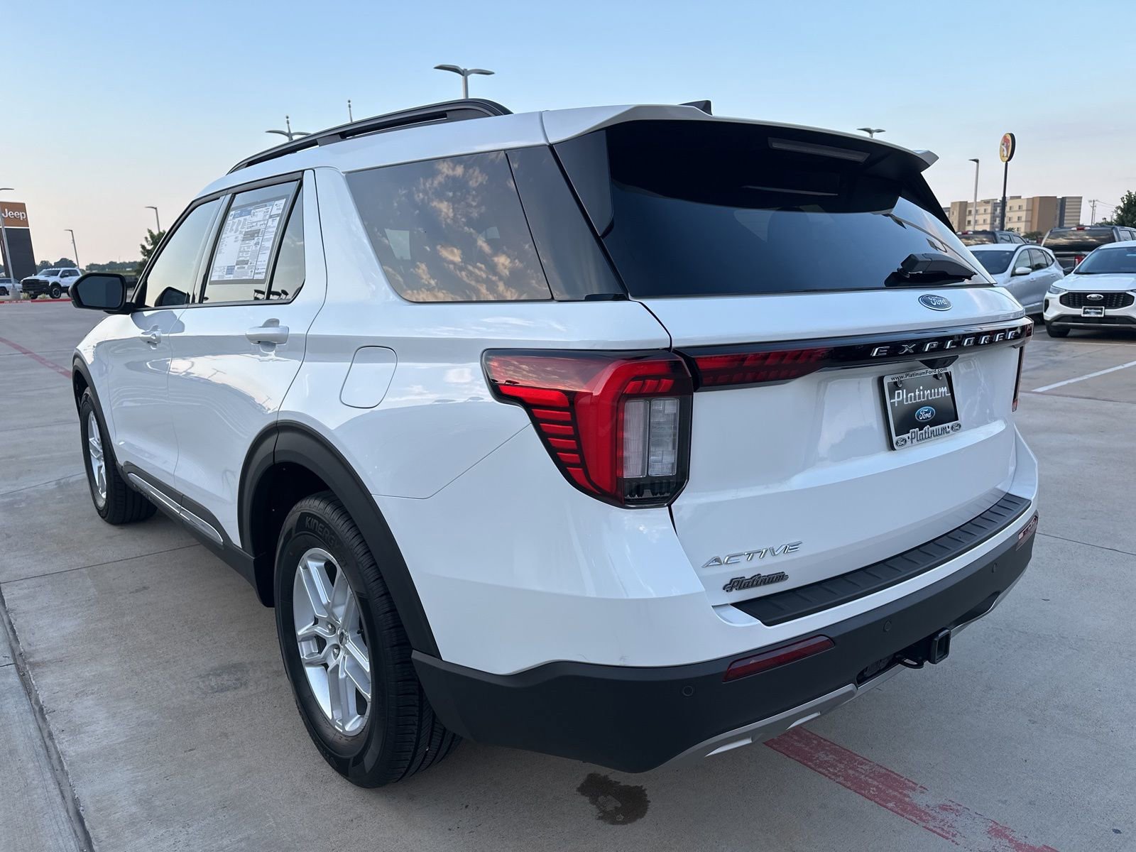 New 2025 Ford Explorer Active w/ Active Comfort Package image 27