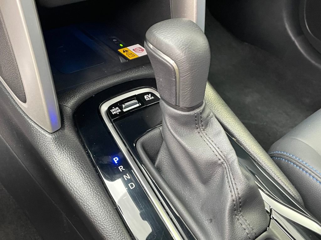 Used 2023 Toyota Corolla Cross XSE image 21