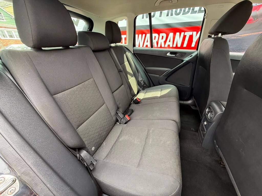Used 2017 Volkswagen Tiguan Limited w/ Premium Package AWD/4WD image 8