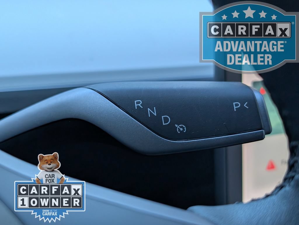 Used 2024 Tesla Model Y Long Range AWD/4WD image 11