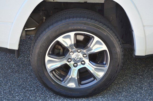 Used 2022 RAM 1500 Laramie w/ Sport Appearance Package image 11