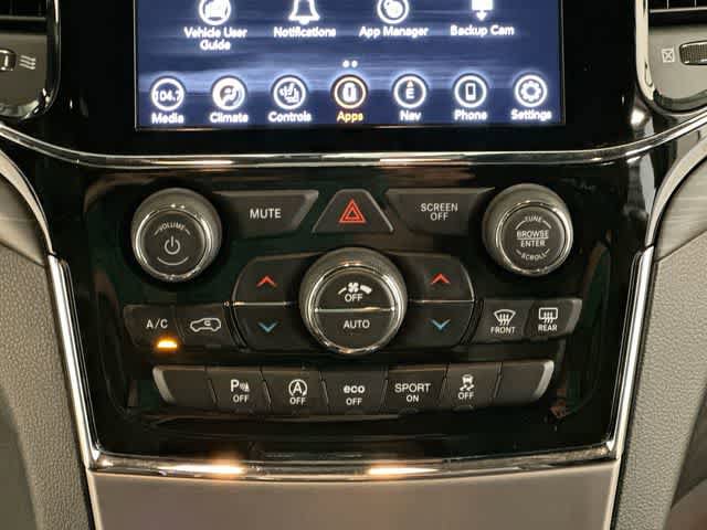 Used 2020 Jeep Grand Cherokee Altitude RWD image 17