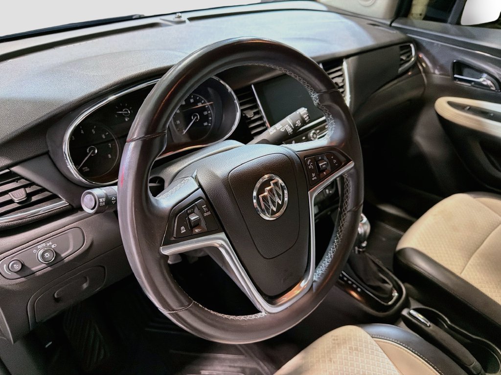 Used 2020 Buick Encore Preferred FWD image 8