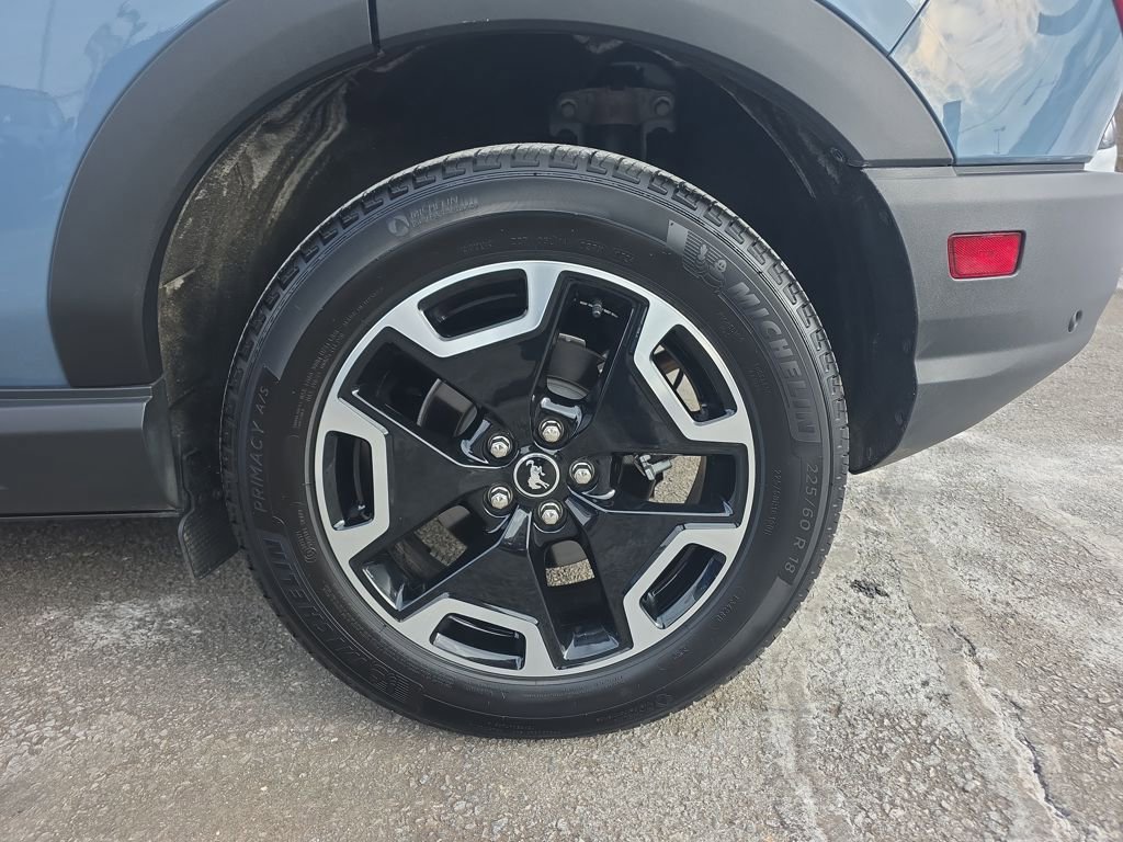 Used 2024 Ford Bronco Sport Outer Banks w/ Tech Package image 11