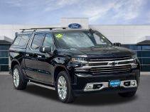 Used 2022 Chevrolet Silverado 1500 High Country w/ LPO, Dark Essentials Package AWD/4WD image 2