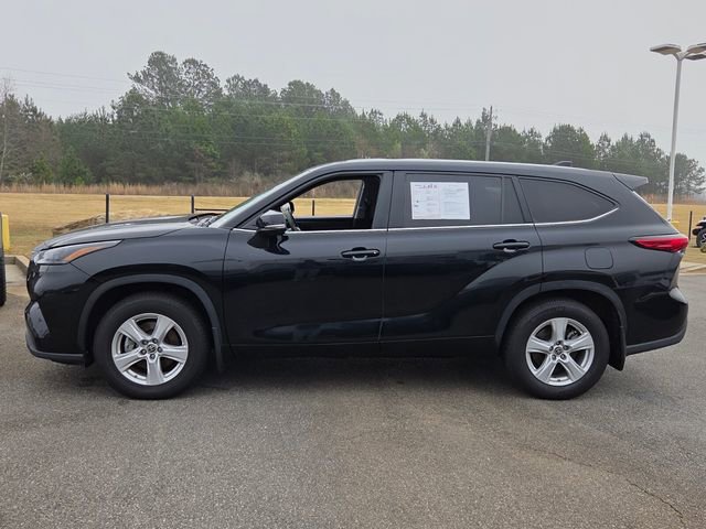 Used 2023 Toyota Highlander L image 4