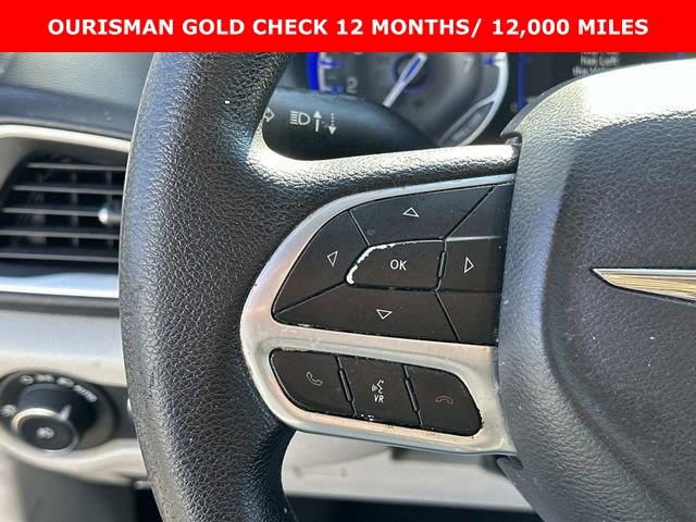 Used 2019 Chrysler Pacifica Touring Plus image 25