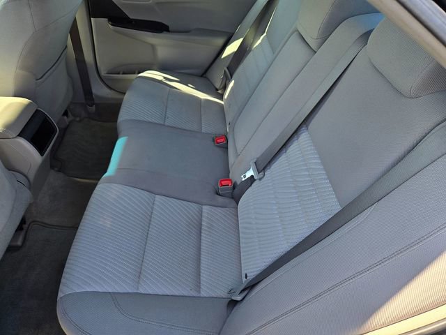 Used 2017 Toyota Camry LE image 7