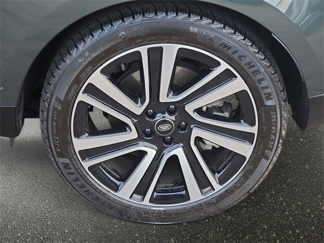 Used 2023 Land Rover Range Rover SE image 32