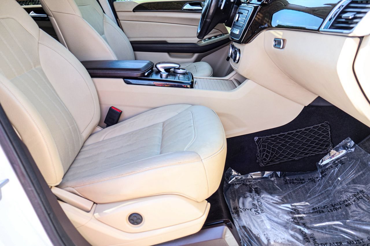 Used 2017 Mercedes-Benz GLS 450 4MATIC image 44