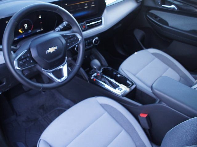 New 2026 Chevrolet TrailBlazer LT w/ Convenience Package image 2