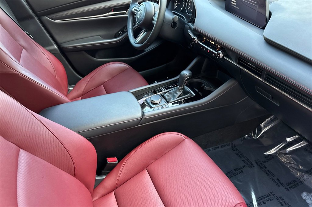 Used 2023 MAZDA MAZDA3 s image 17