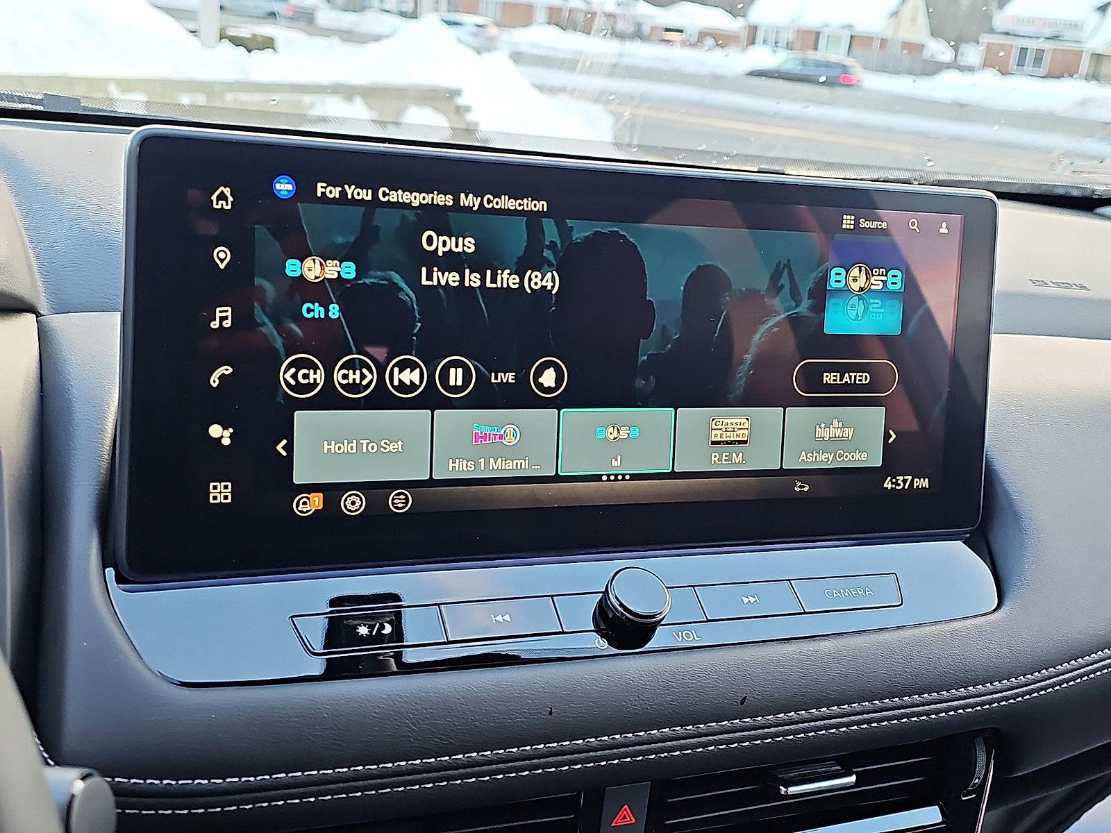 Certified 2025 Nissan Rogue SL image 18