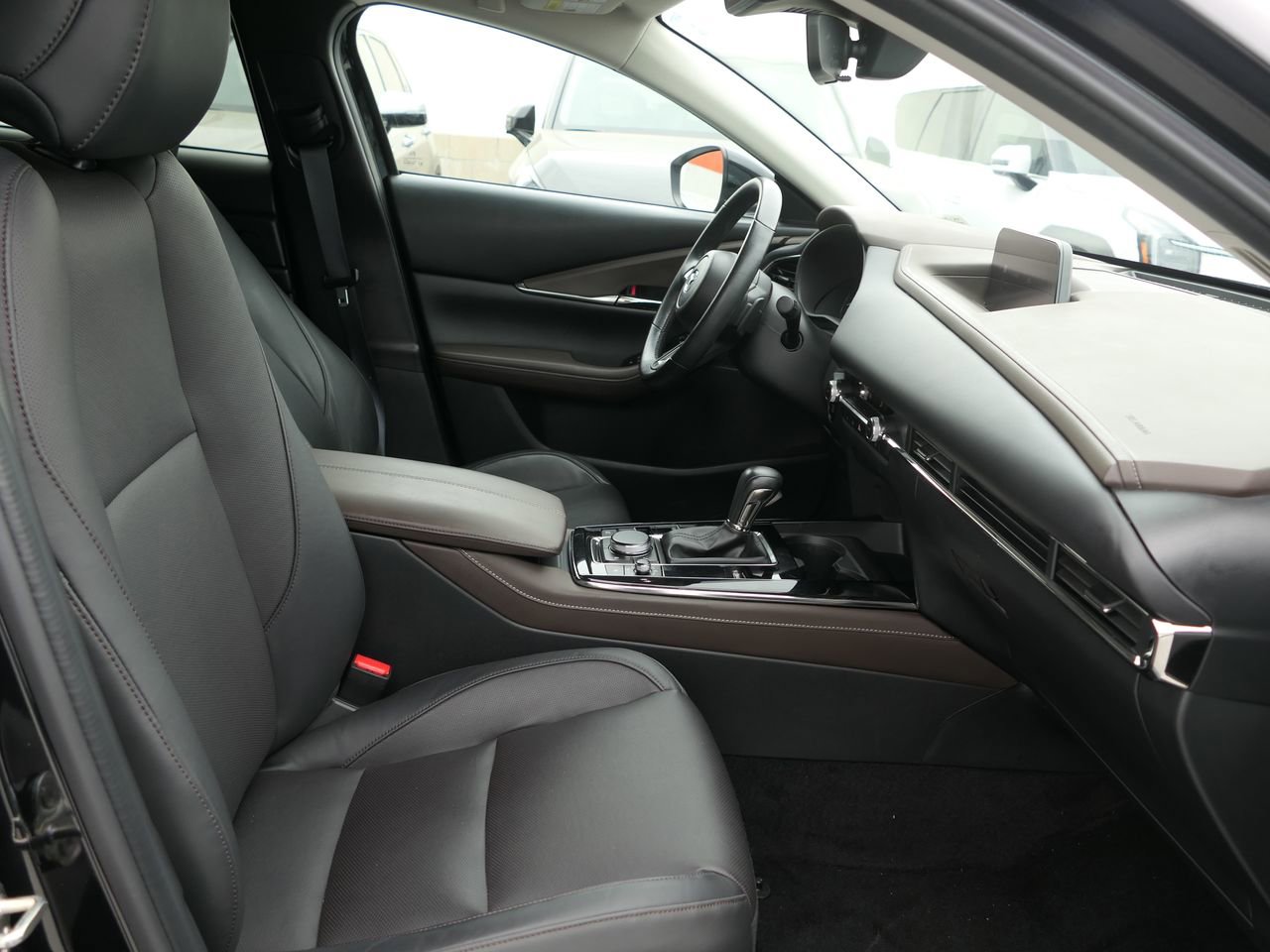 Used 2023 MAZDA CX-30 AWD 2.5 S w/ Premium Package image 26