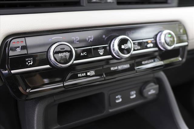 New 2026 Honda Pilot Touring image 19