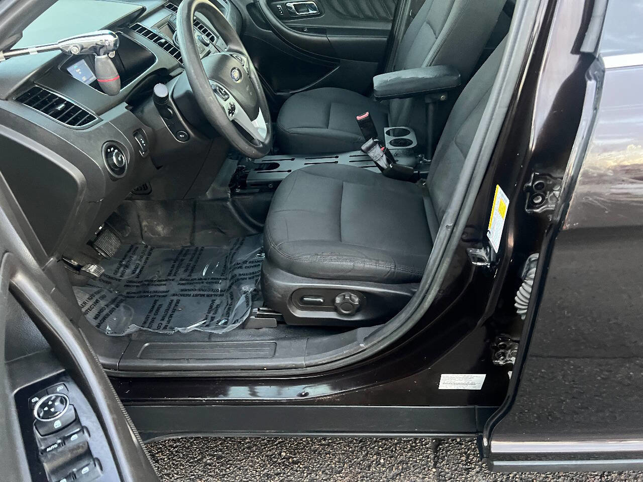 Used 2017 Ford Taurus Police Interceptor AWD image 14