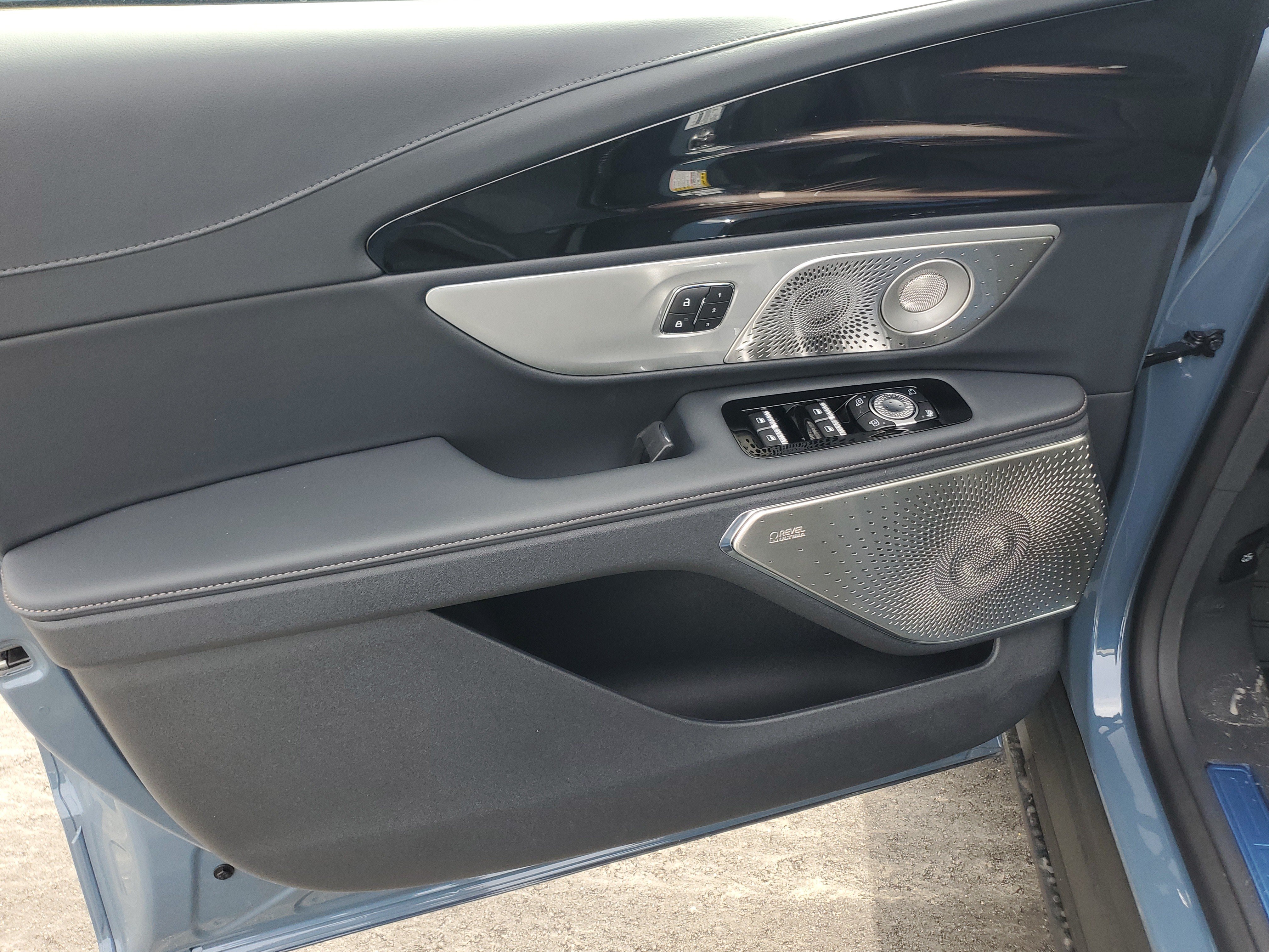New 2026 Lincoln Nautilus Reserve AWD/4WD image 8