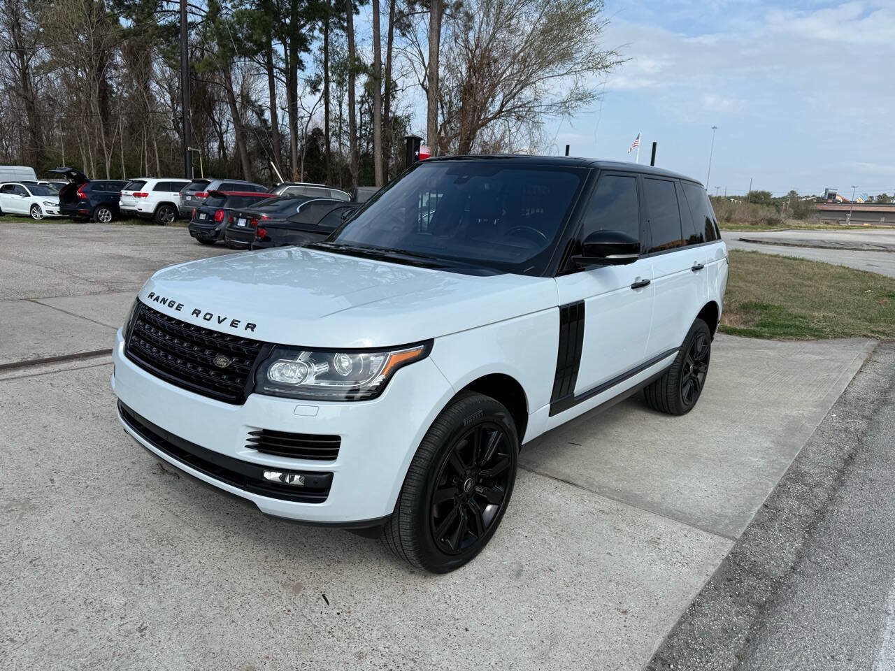 Used 2016 Land Rover Range Rover HSE AWD/4WD image 2