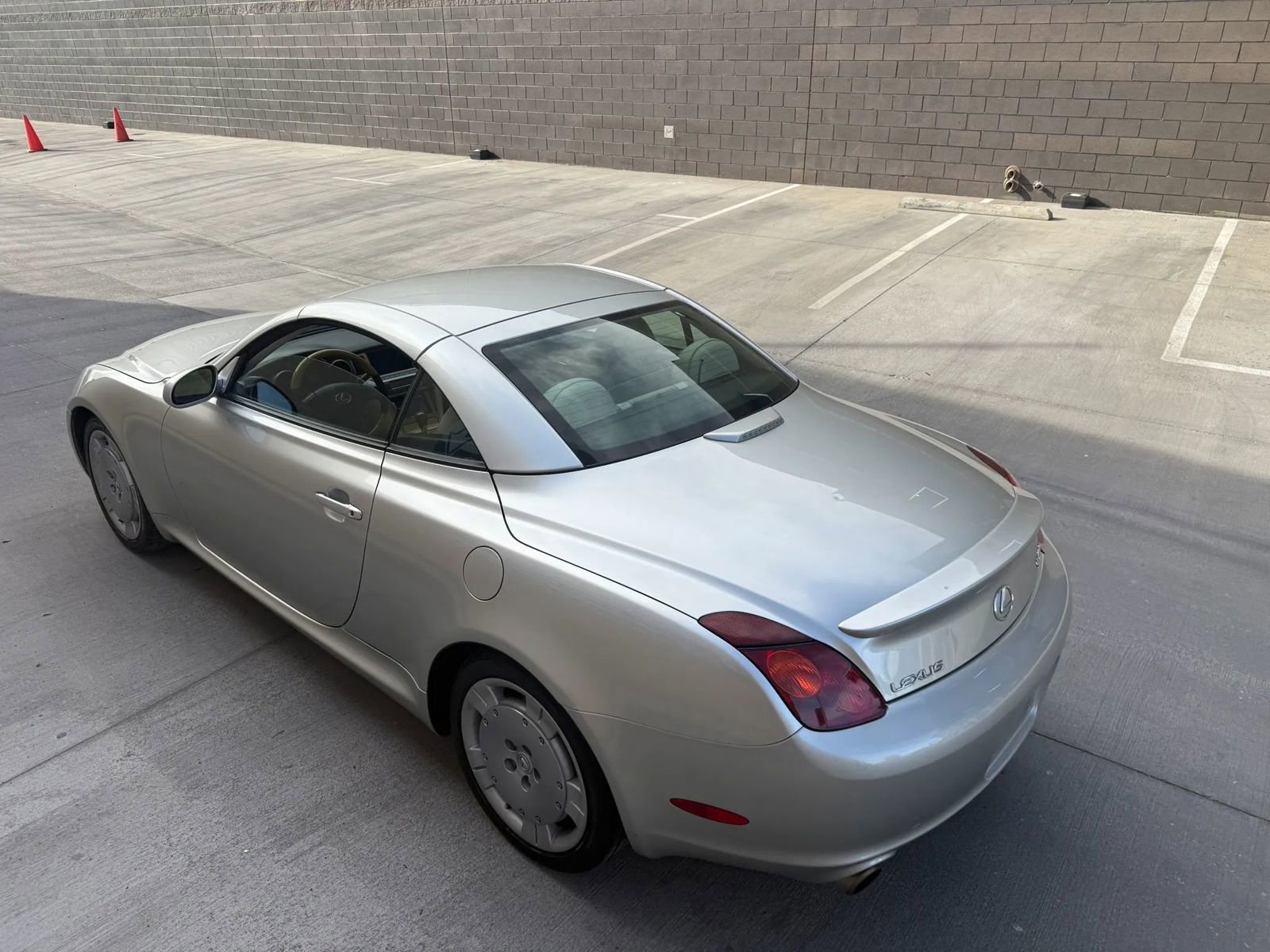Used 2003 Lexus SC 430 Convertible image 7