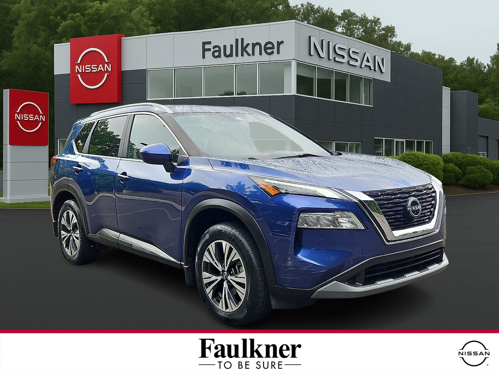 Certified 2023 Nissan Rogue SV w/ SV Premium B Package AWD/4WD image 1