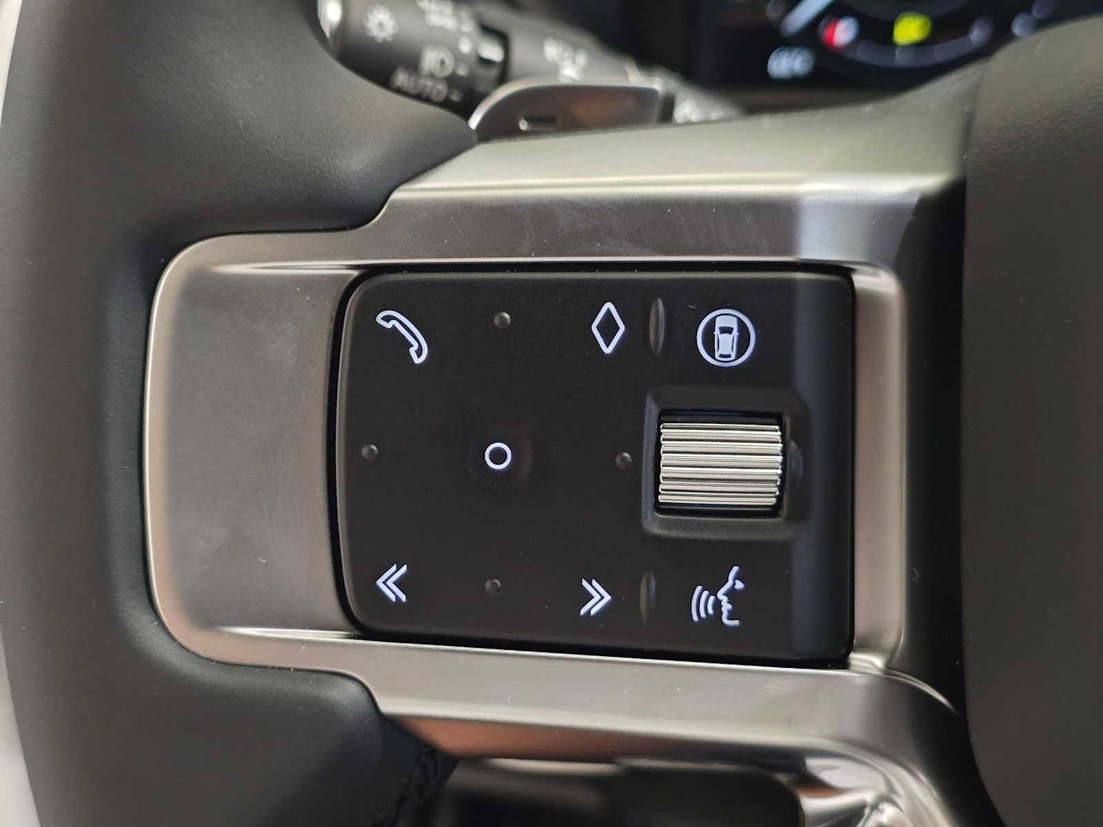 New 2026 Land Rover Discovery S AWD/4WD image 32