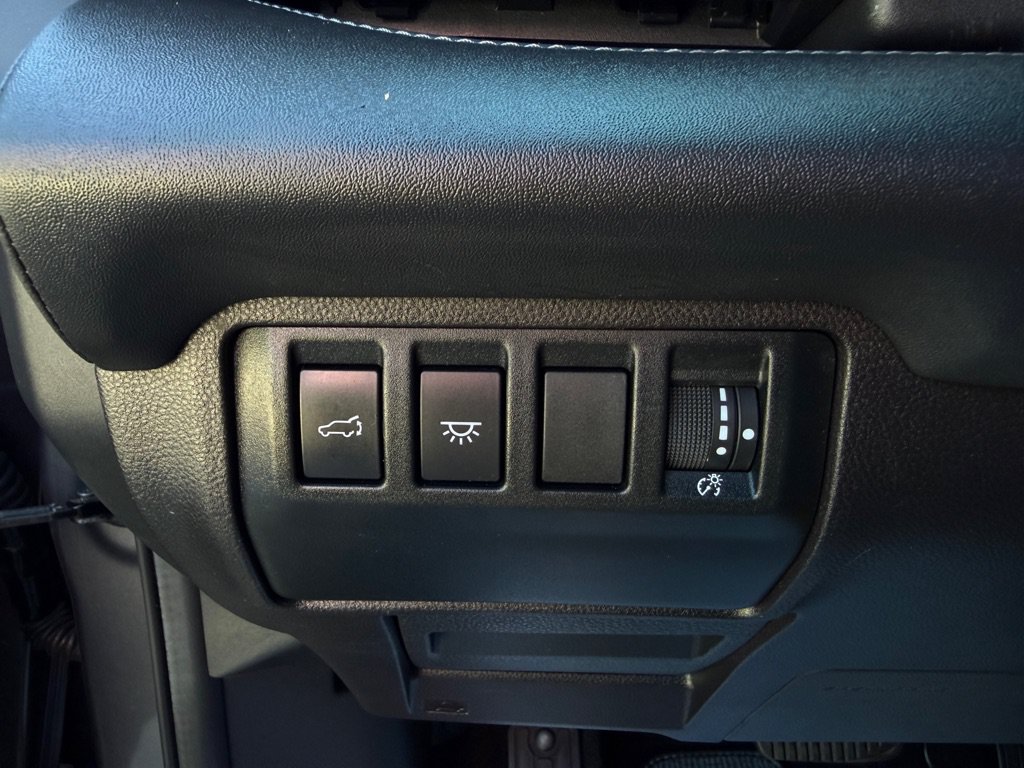 Used 2023 Subaru Ascent Limited AWD/4WD image 13
