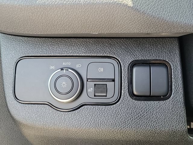 Used 2023 Mercedes-Benz Sprinter 2500 image 18