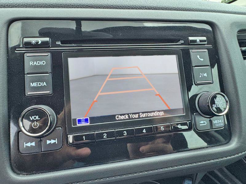 Used 2019 Honda HR-V LX image 16
