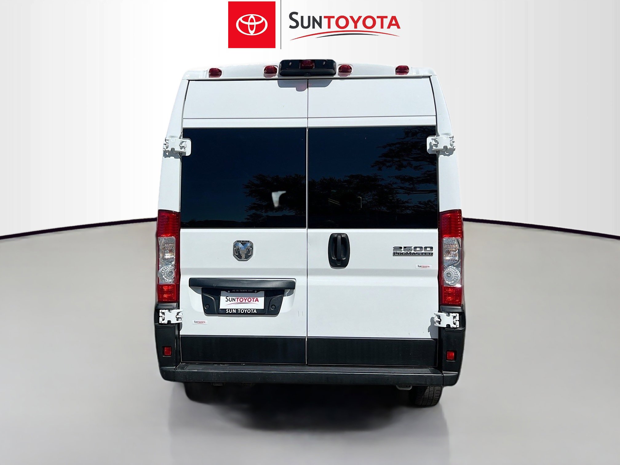 Used 2023 RAM ProMaster 2500 FWD image 5
