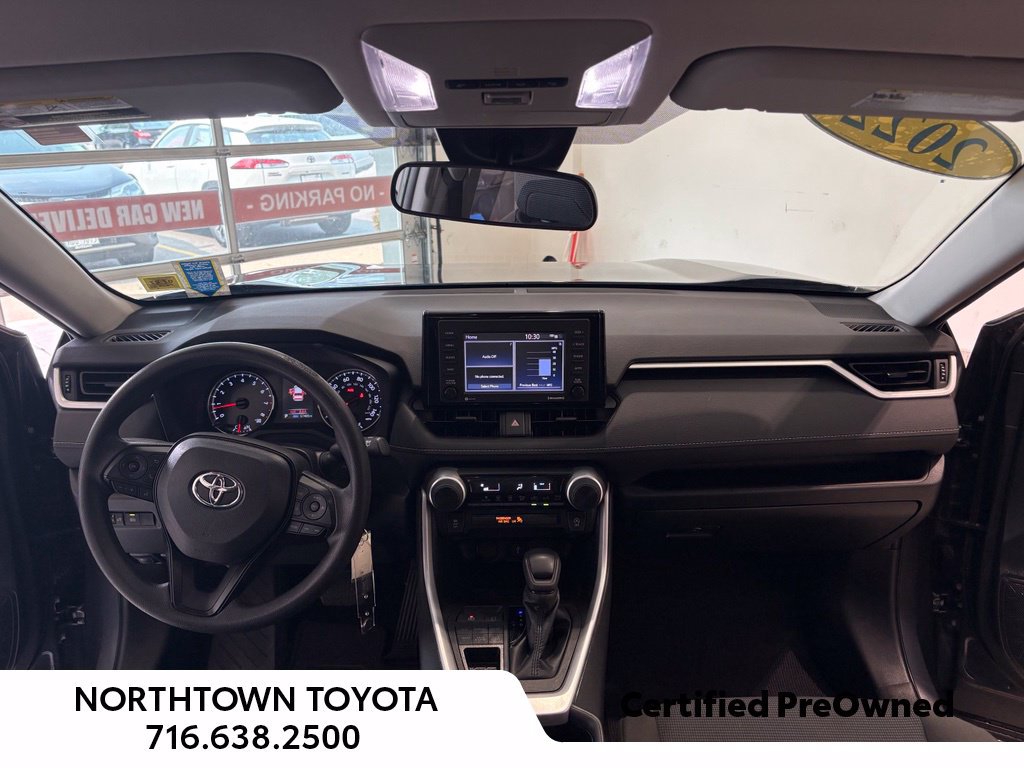 Used 2022 Toyota RAV4 LE w/ Carpet Mat Package (TMS) AWD/4WD image 7