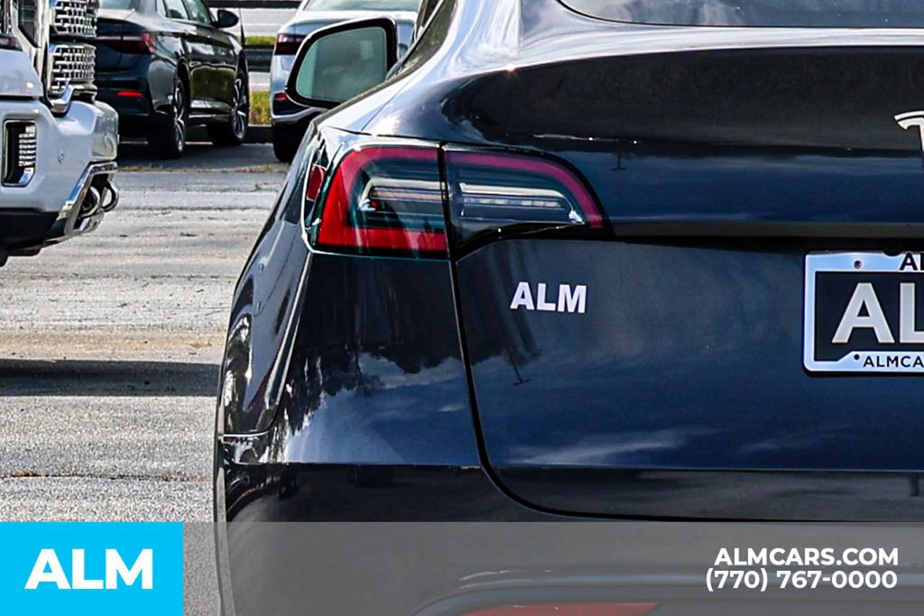 Used 2021 Tesla Model Y Long Range image 13