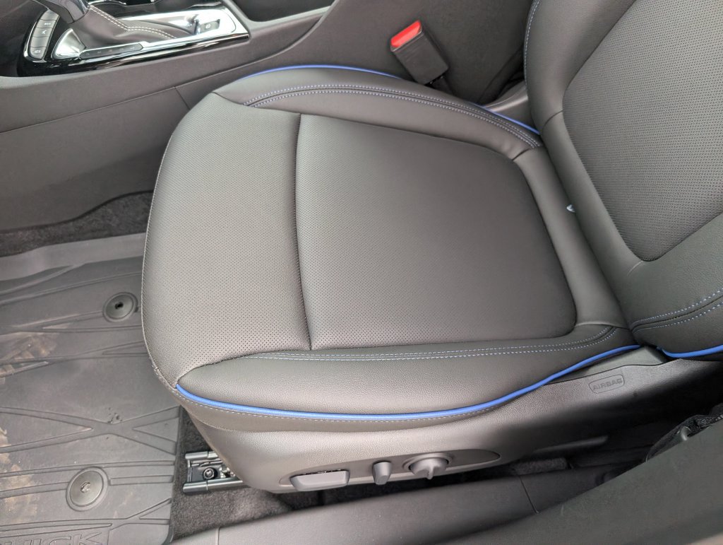 New 2026 Buick Encore GX Sport Touring w/ Comfort Package FWD image 22