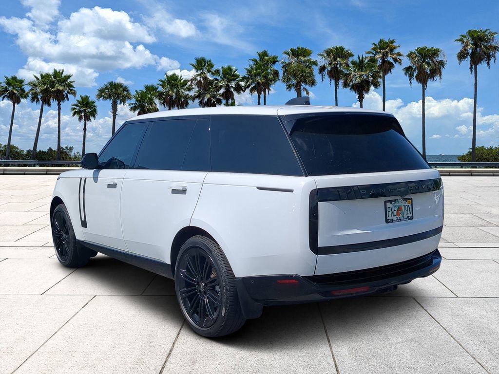 Used 2025 Land Rover Range Rover Long Wheelbase SE AWD/4WD image 5