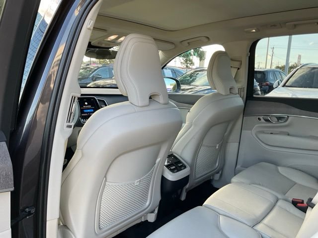 Certified 2023 Volvo XC90 B5 Plus AWD/4WD image 21