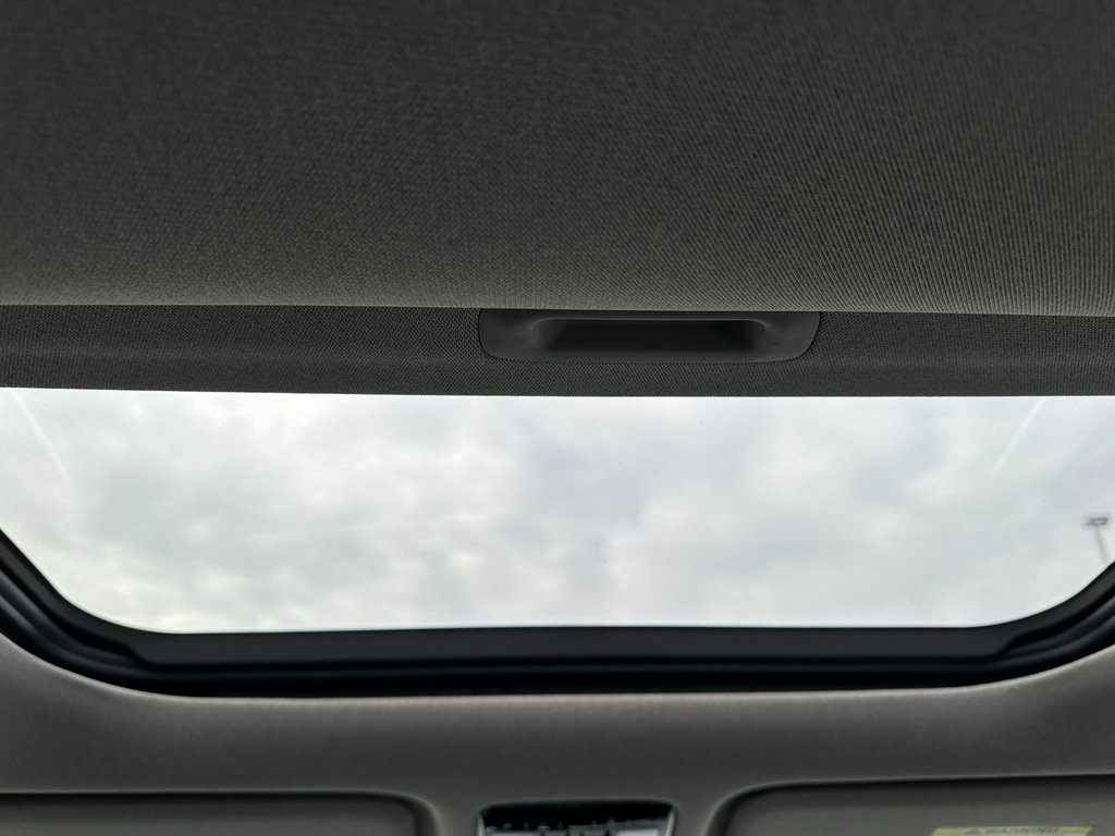 Certified 2025 Hyundai Santa Fe Limited image 26