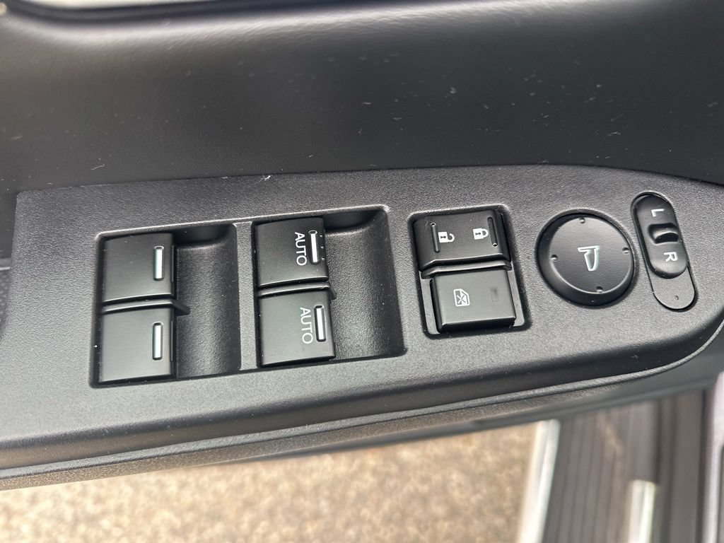 Used 2015 Honda Pilot EX-L image 15