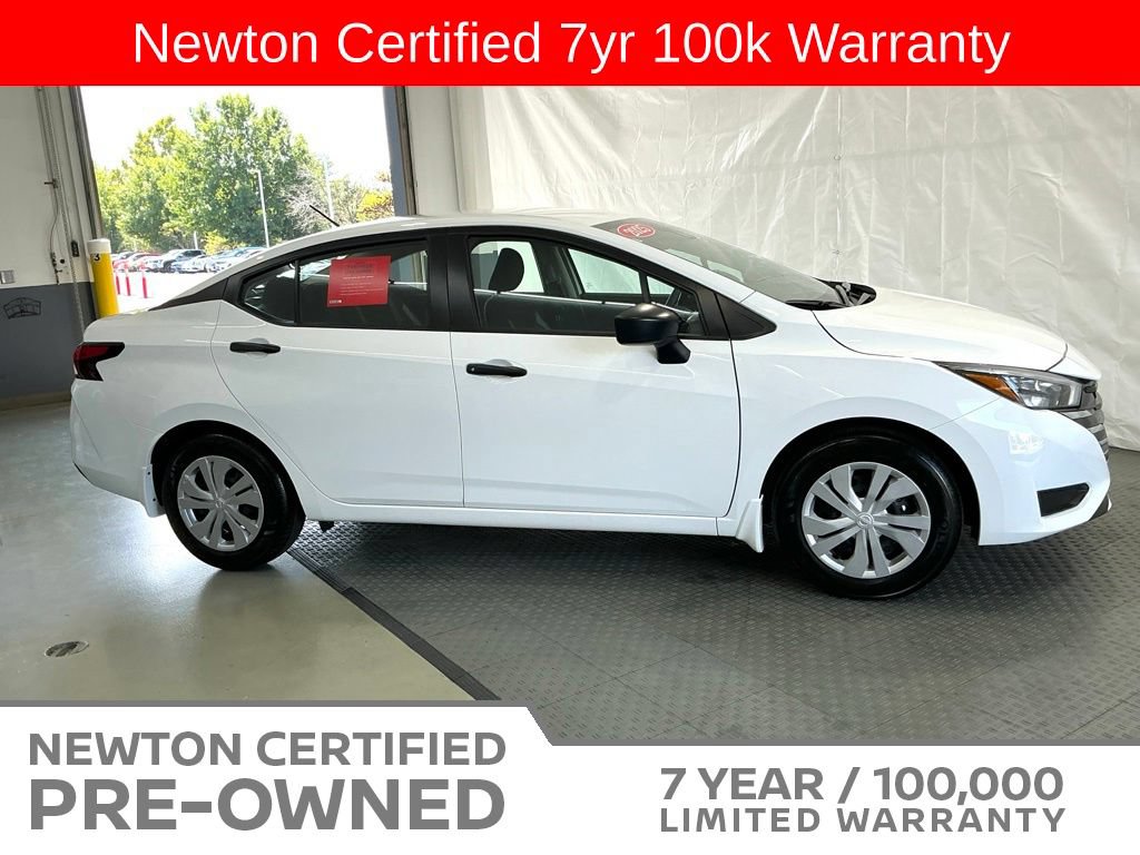 Used 2025 Nissan Versa S w/ Trunk Package FWD image 4