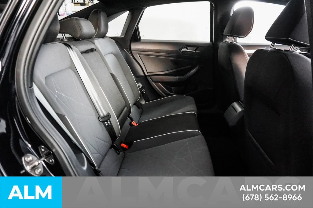 Used 2025 Volkswagen Jetta Sport FWD image 15
