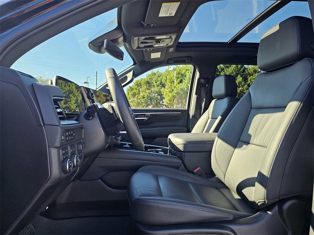 Used 2025 Chevrolet Tahoe Z71 w/ Z71 Off-Road Package image 14