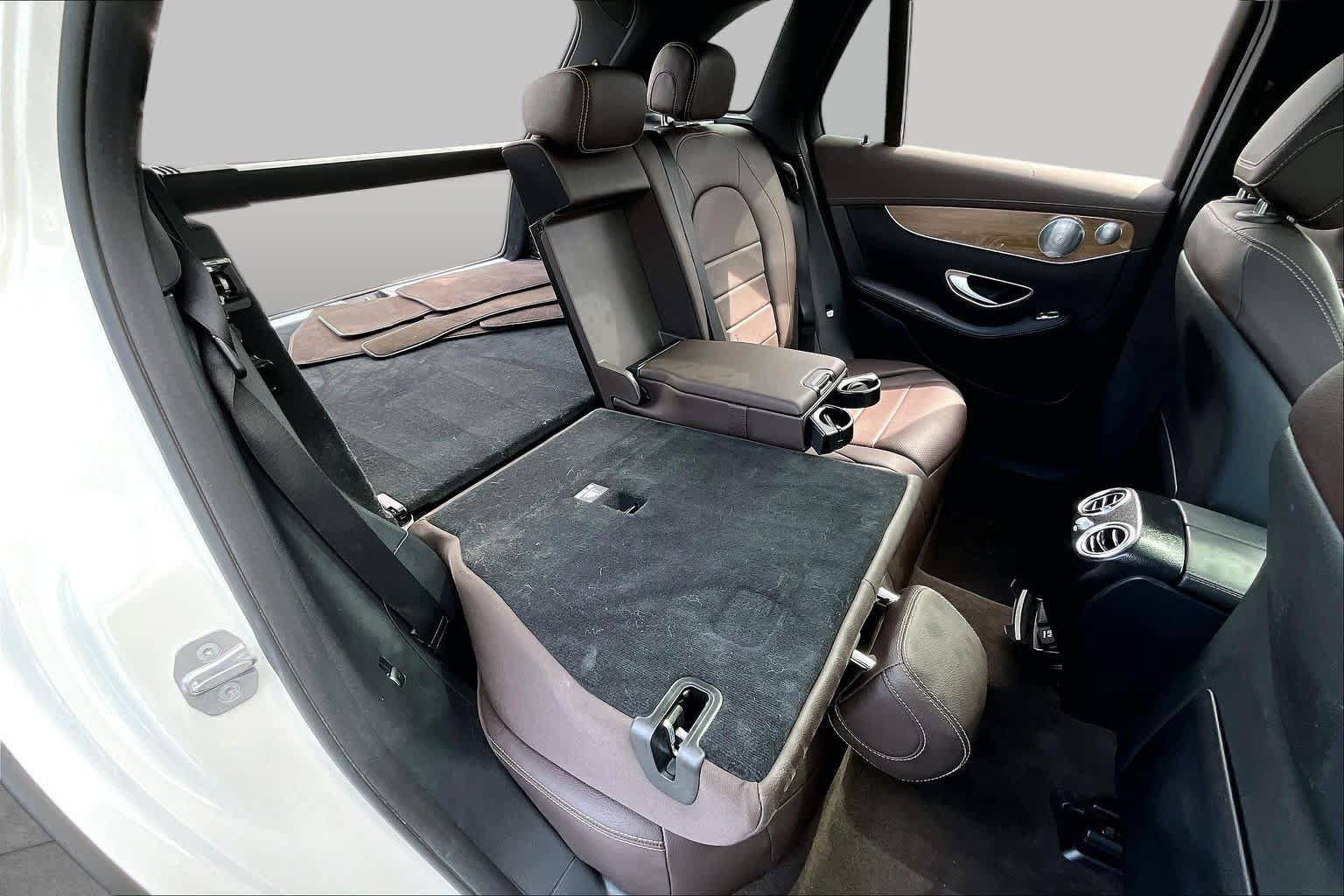 Used 2017 Mercedes-Benz GLC 300 4MATIC image 21
