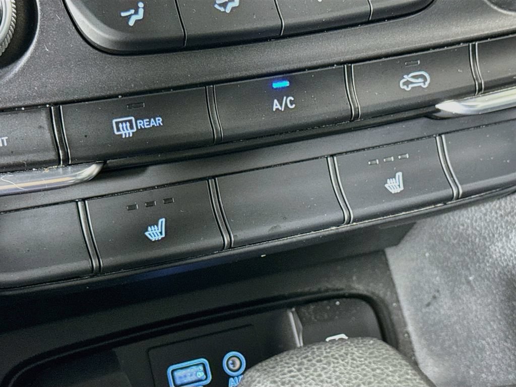 Used 2019 Hyundai Santa Fe SEL AWD/4WD image 19