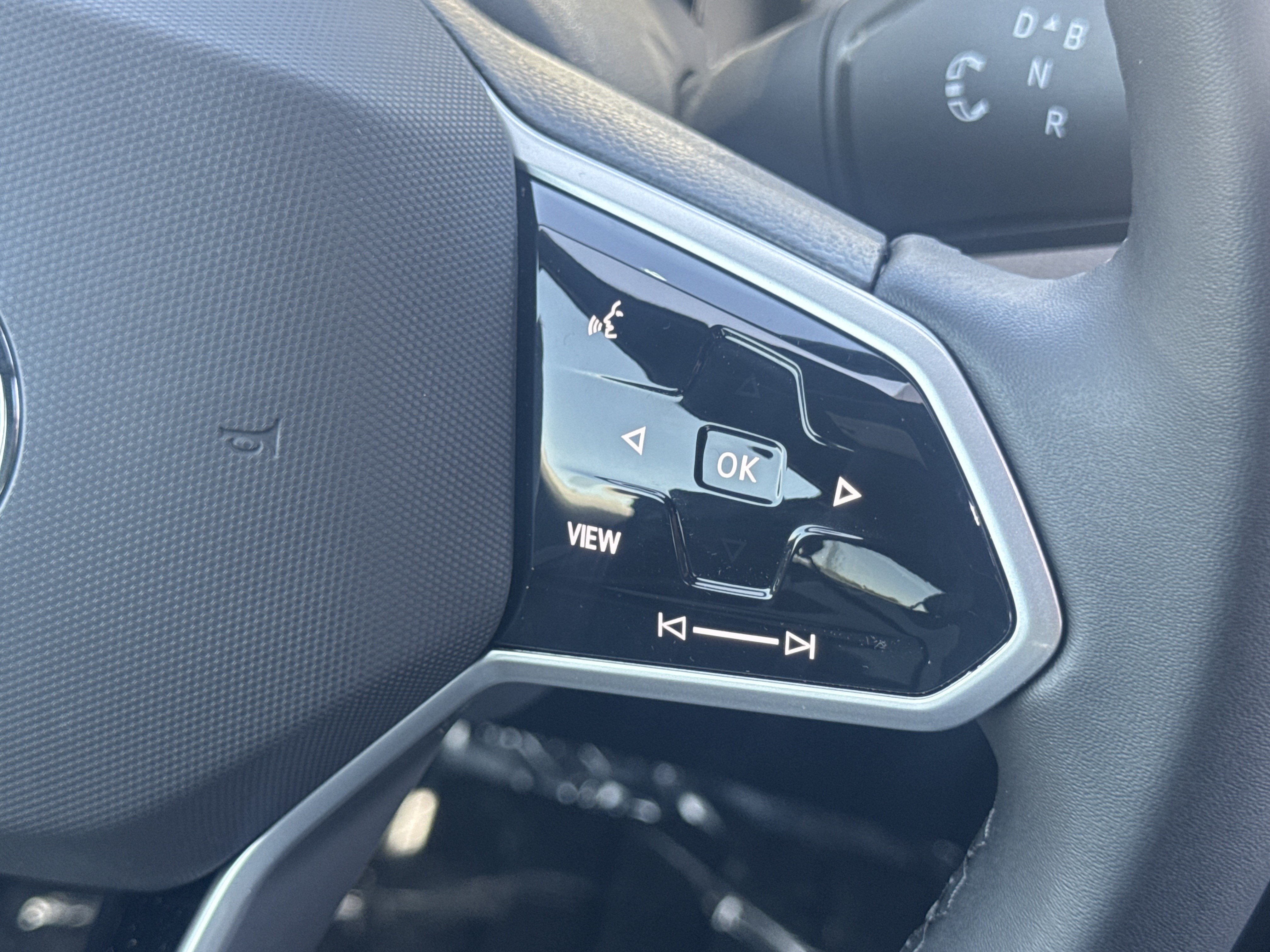 New 2026 Volkswagen ID.4 Pro AWD/4WD image 21