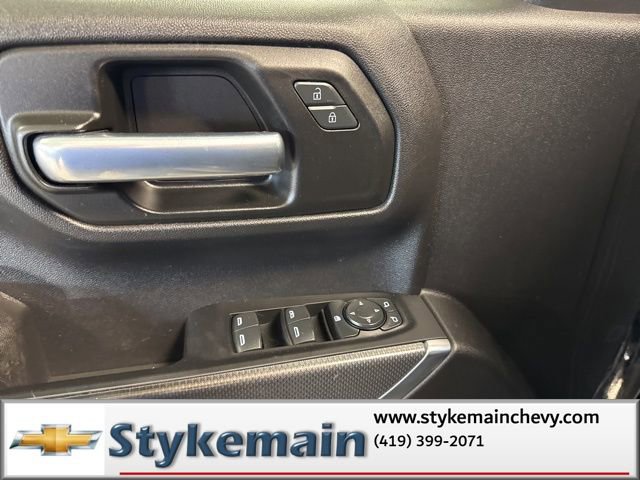 Used 2022 Chevrolet Silverado 1500 Custom Trail Boss w/ Midnight Edition image 37