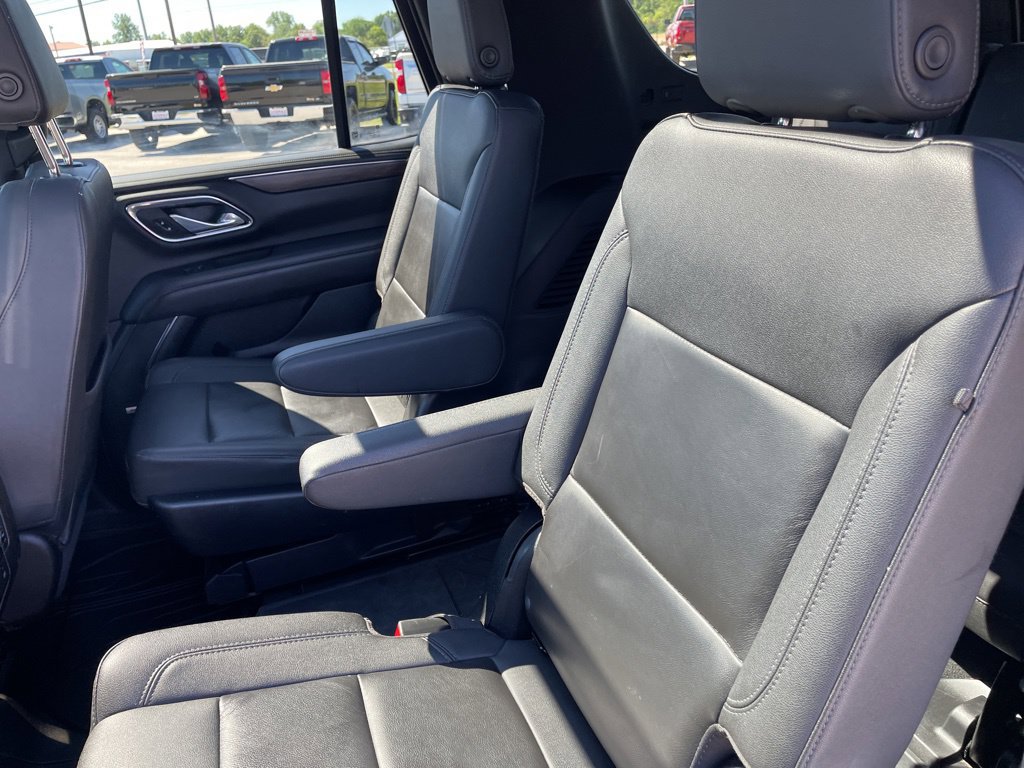 Used 2023 Chevrolet Tahoe Z71 w/ Luxury Package AWD/4WD image 30