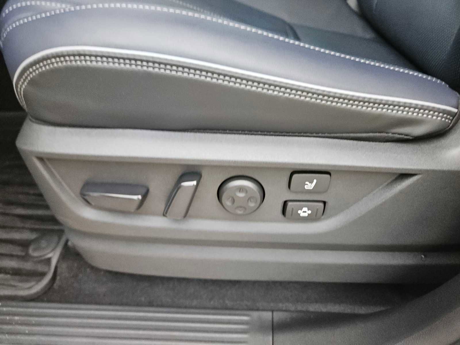 New 2026 INFINITI QX80 4WD w/ Sport Exterior Package image 20