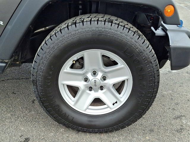 Used 2017 Jeep Wrangler Sport image 11